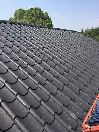 YX55-255-765型彩鋼仿古琉璃瓦在濱海新城燒烤廊應用